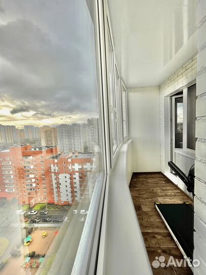 Холодное остекление балкона o-2708