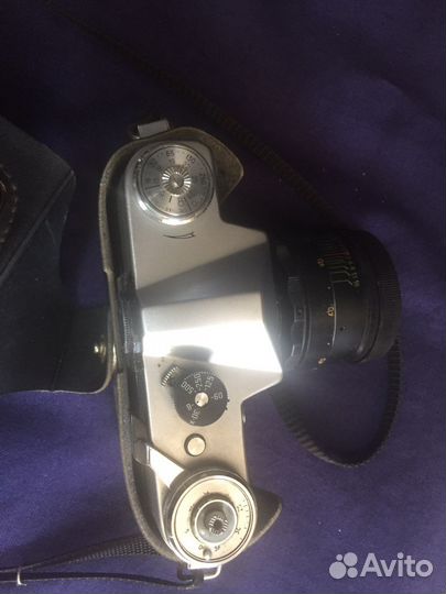 Фотоаппарат Зенит В обьектив Helios 44-2