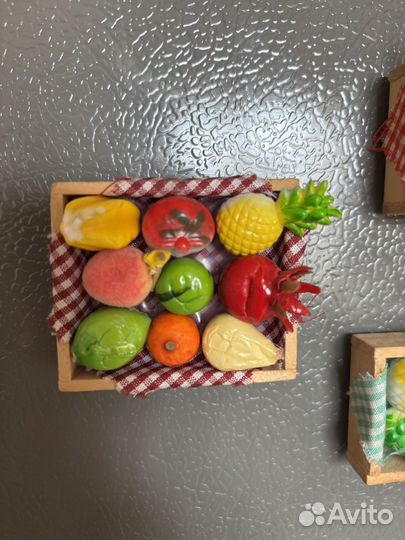 Магниты на холодильник