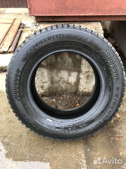 Nokian Tyres Hakkapeliitta 8 SUV 215/65 R16
