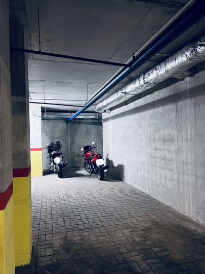 Машиноместо, 15 м²