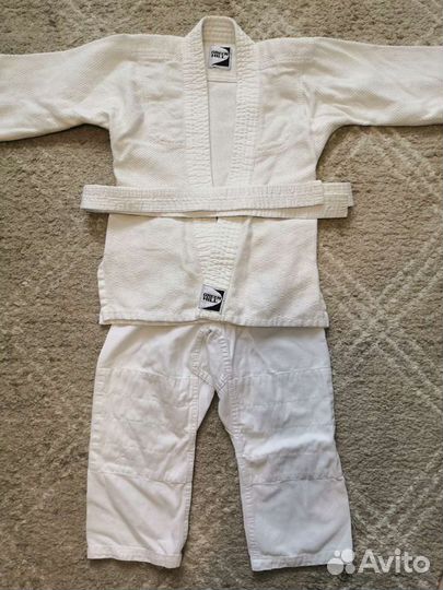 Кимоно на 4-5 лет с белым поясом