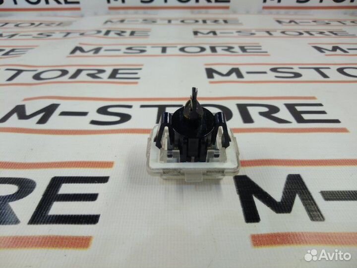 Плафон освещения Mercedes-Benz S-Class W221