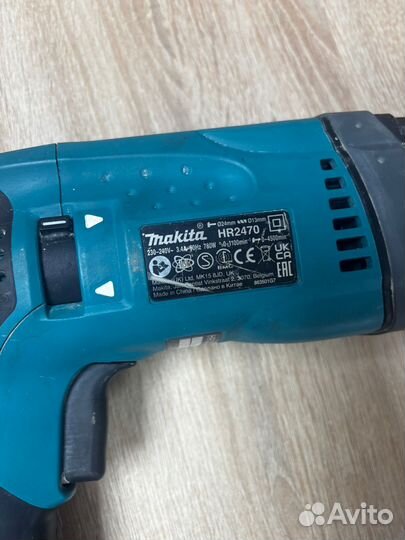 Перфоратор makita HR2470