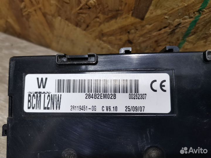 Блок управления BSM Nissan Tiida