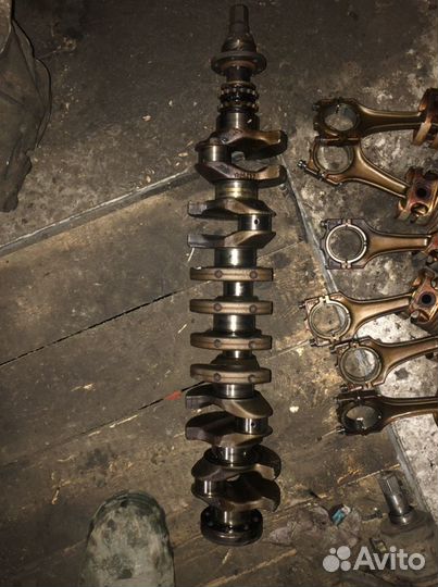 Коленвал BMW E34, E36, M50 B20 2,0