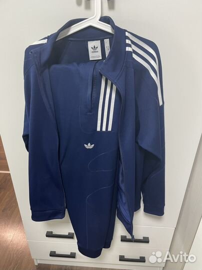 Спортивный костюм Adidas (M)