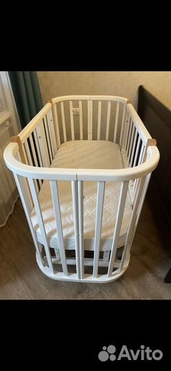 Детская кроватка Incanto Nuvola с маятником