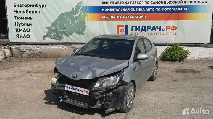 Приемная труба глушителя Kia Rio 3 (QB) 28610-4L00
