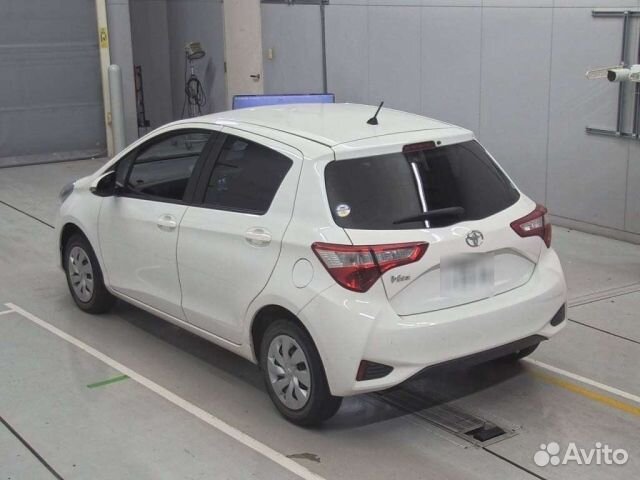 Toyota Vitz 1.0 CVT, 2018, 29 000 км