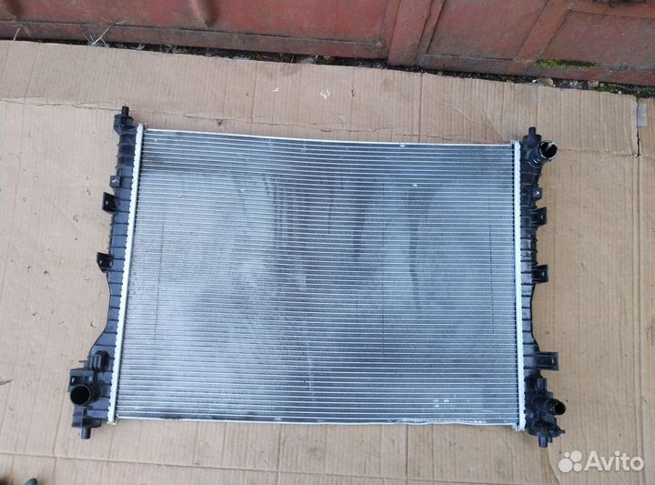 Радиатор двигателя Haval M6