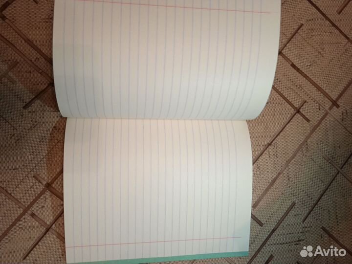 Тетрадь в линию 12 листов