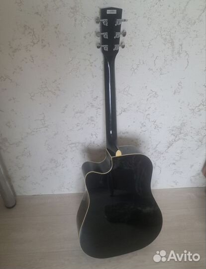 Гитара электроакустическая