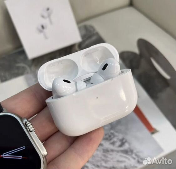 AirPods Pro 2 + Apple Watch 8