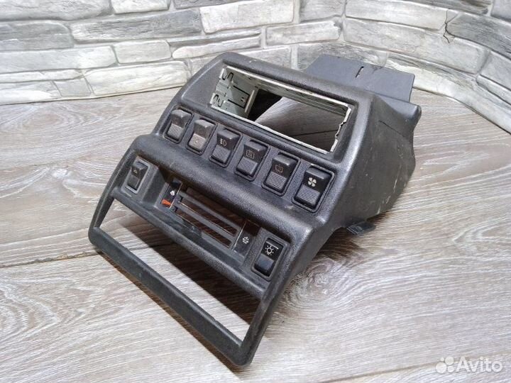 Консоль центральная Ваз Нива 2121 21213