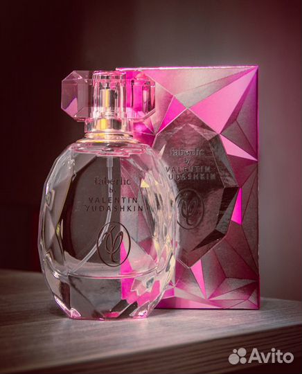 Парфюм Faberlic by Valentin Yudashkin Rose 3004