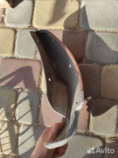 NC10-V3-451 38 mazda брызговик передний правый