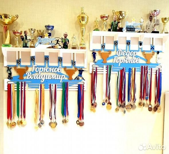 Медальницы именные доставка по России