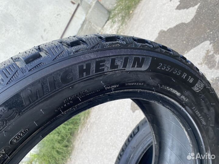 Michelin Latitude X-Ice 2 235/55 R18 104