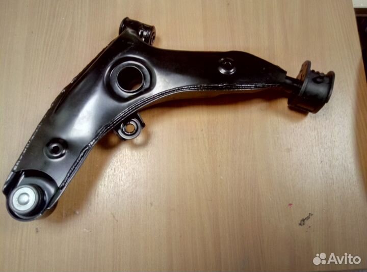 Рычаг передний правый Mitsubishi MR179480