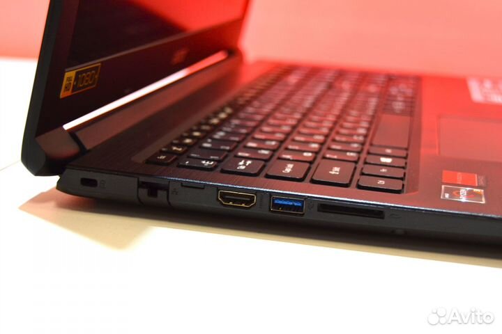 Игровой Ноутбук Acer Ryzen 3 2200U / Radeon 535-2G