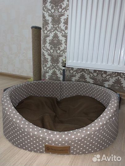 Лежанка для кошек бу