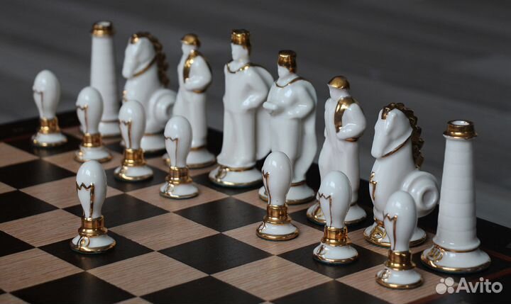 Коллекционные фарфоровые шахматы 