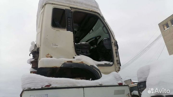 Кабина в сборе Nissan Diesel MK25