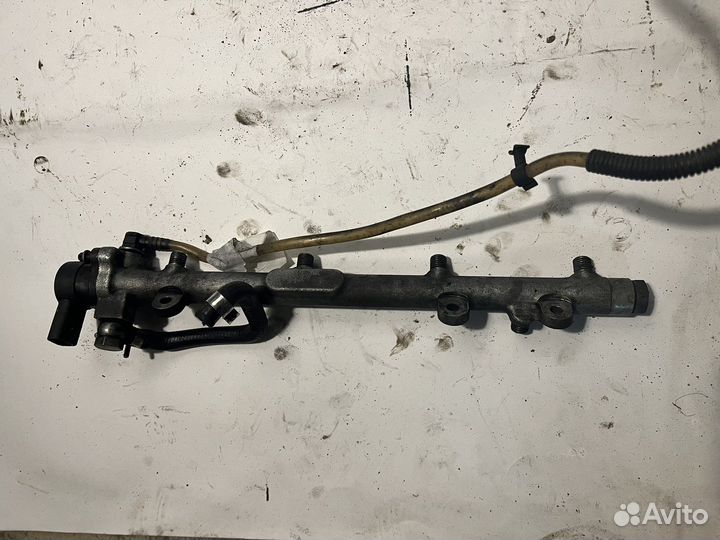 Топливная рампа на merceds sprintr 611