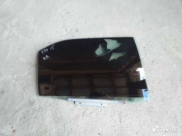 Стекло заднее правое Toyota Camry V50