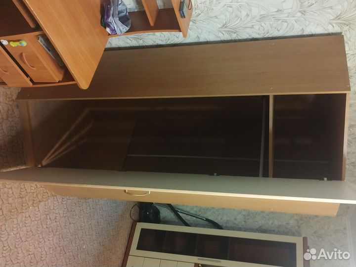 Шкаф (угловой)