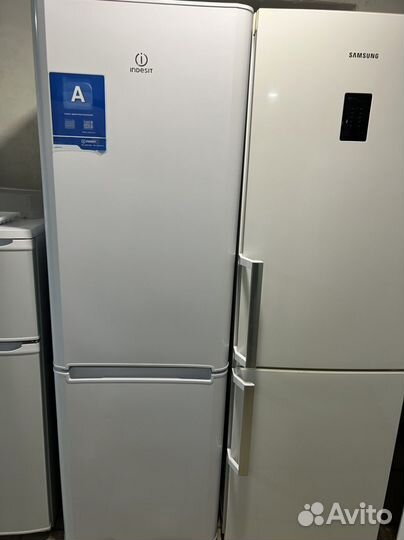 Холодильник indesit