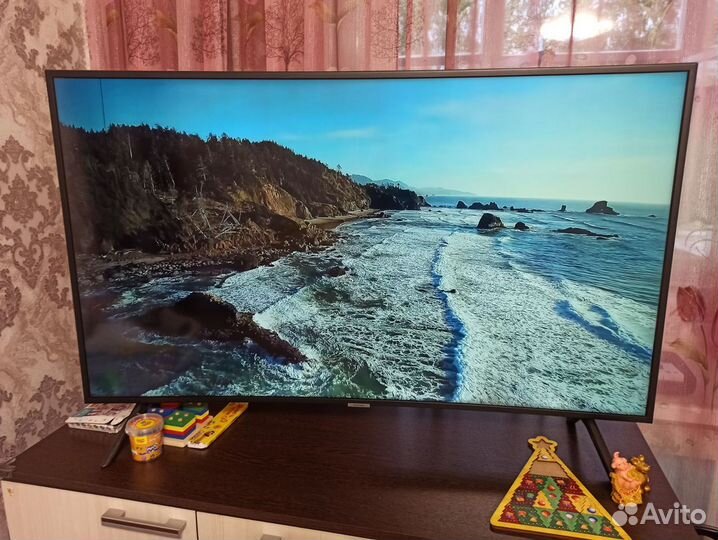 Телевизор Samsung SMART tv изогнутый 49 дюймов