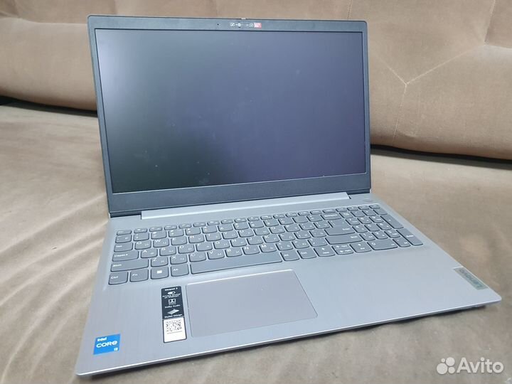 Ноутбук Lenovo IdeaPad на core i3