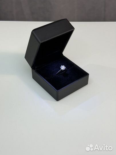 Кольцо с бриллиантом Tiffany Setting 1ct/2ct