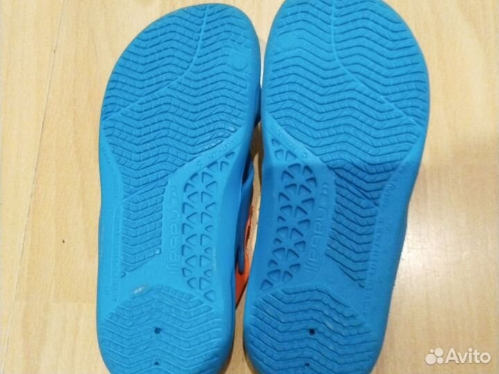 Тапки для бассейна