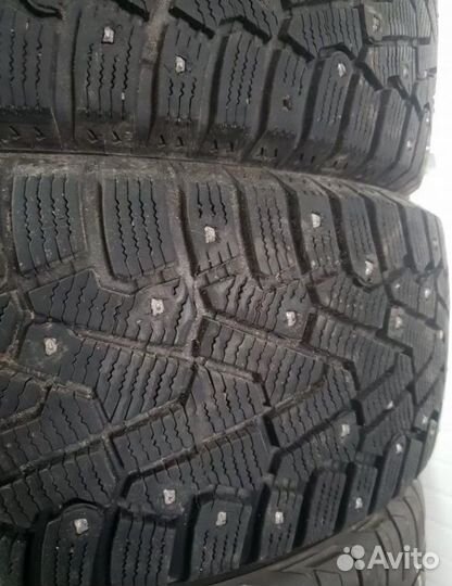 Pirelli Ice Zero 215/60 R17