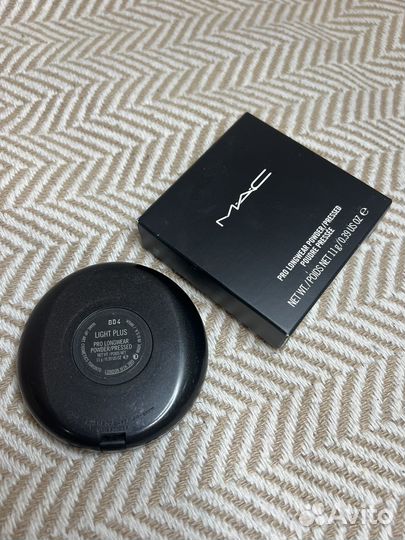 Пудра MAC pro longwear light plus