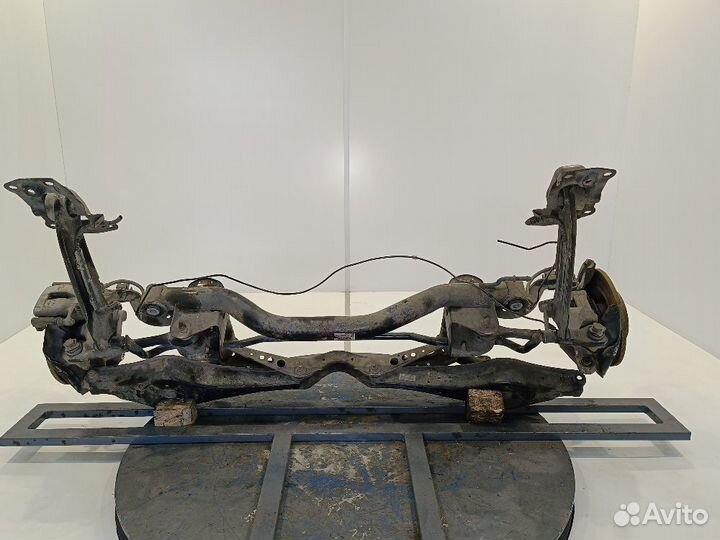 Балка подвески задняя Volkswagen Passat B6 (05-10)
