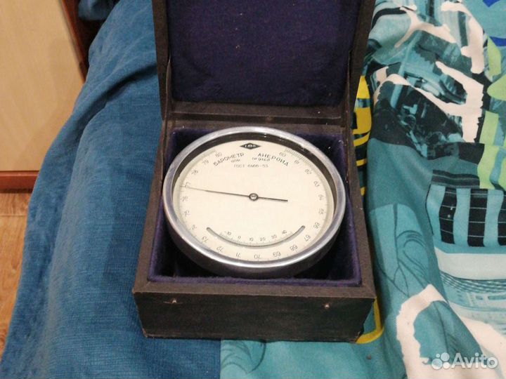 Барометр анероид 1956 года