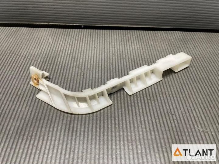 Крепление бампера передняя левая nissan serena