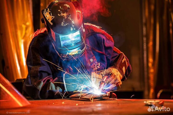 Сварщик на полуавтомат в г. Тихвин