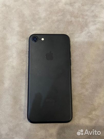 Мобильные телефоны бу iPhone 7