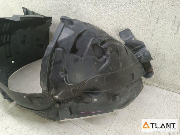 Подкрылок передний левый nissan skyline