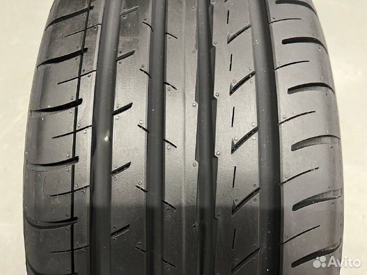 Yokohama BluEarth-GT AE-51 245/40 R18 97W