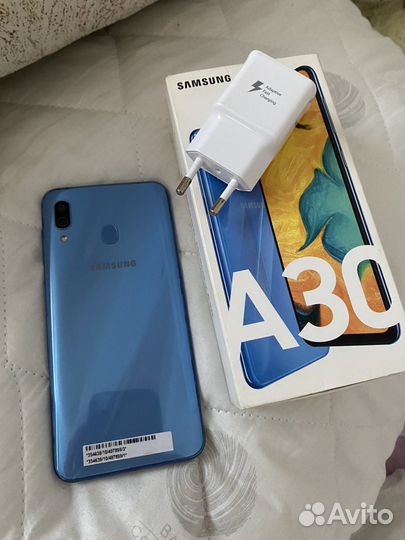 Samsung Galaxy A30, 3/32 ГБ