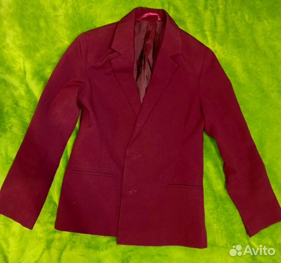 Пиджак бордовый школьный 122