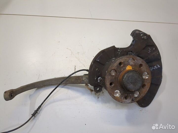 Ступица (кулак, цапфа) Mercedes S W220, 2004