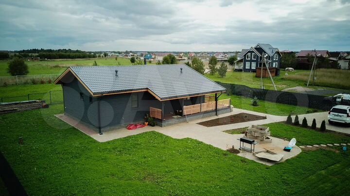 Дом 163 м² на участке 10 сот.