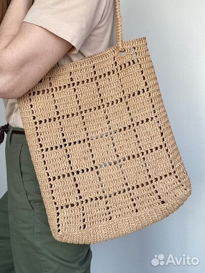 Вязаная сумка летняя из рафии